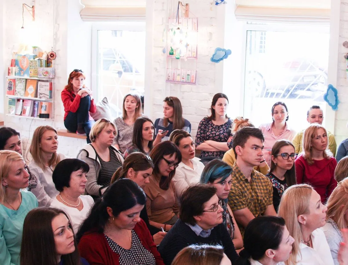 Women entrepreneurs at a ZAGRAVA educational session